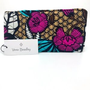 VERA BRADLEY Sunglass Sleeve